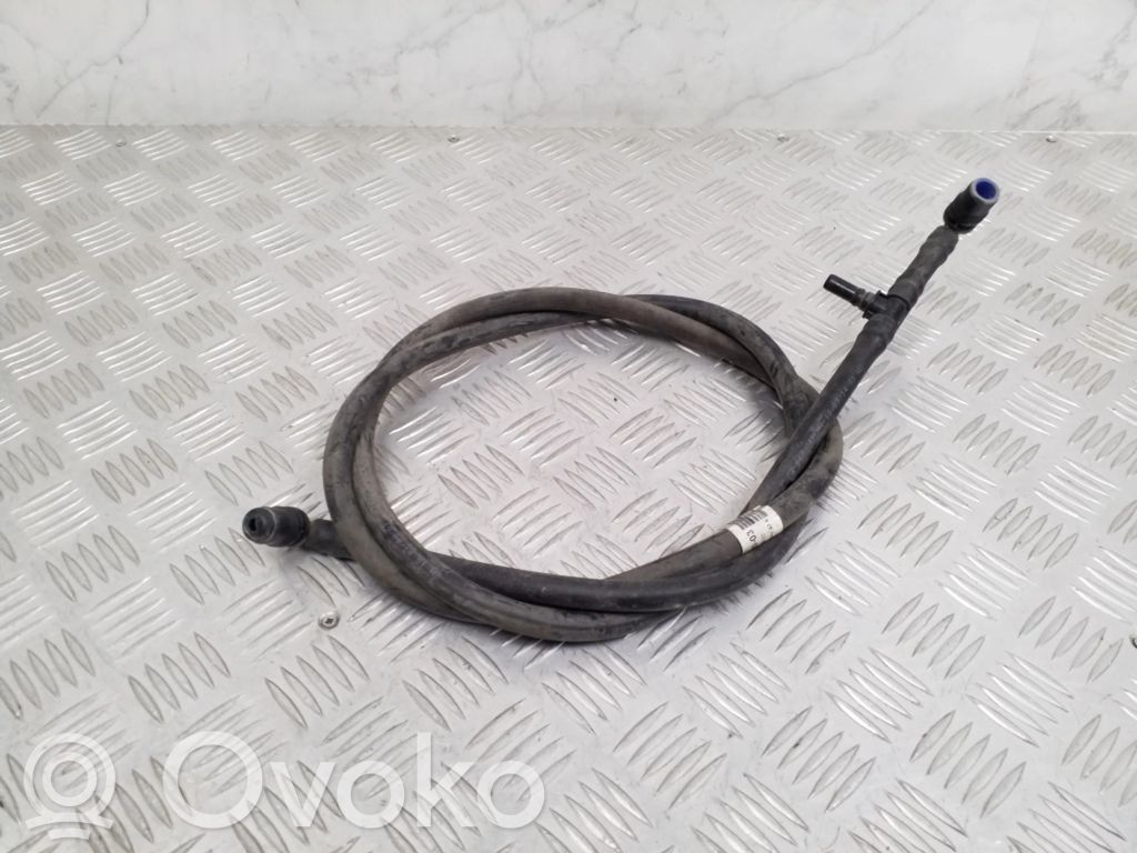 BMW 3 F30 F35 F31 Wąż płynu do spryskiwacza szyby przedniej / czołowej 