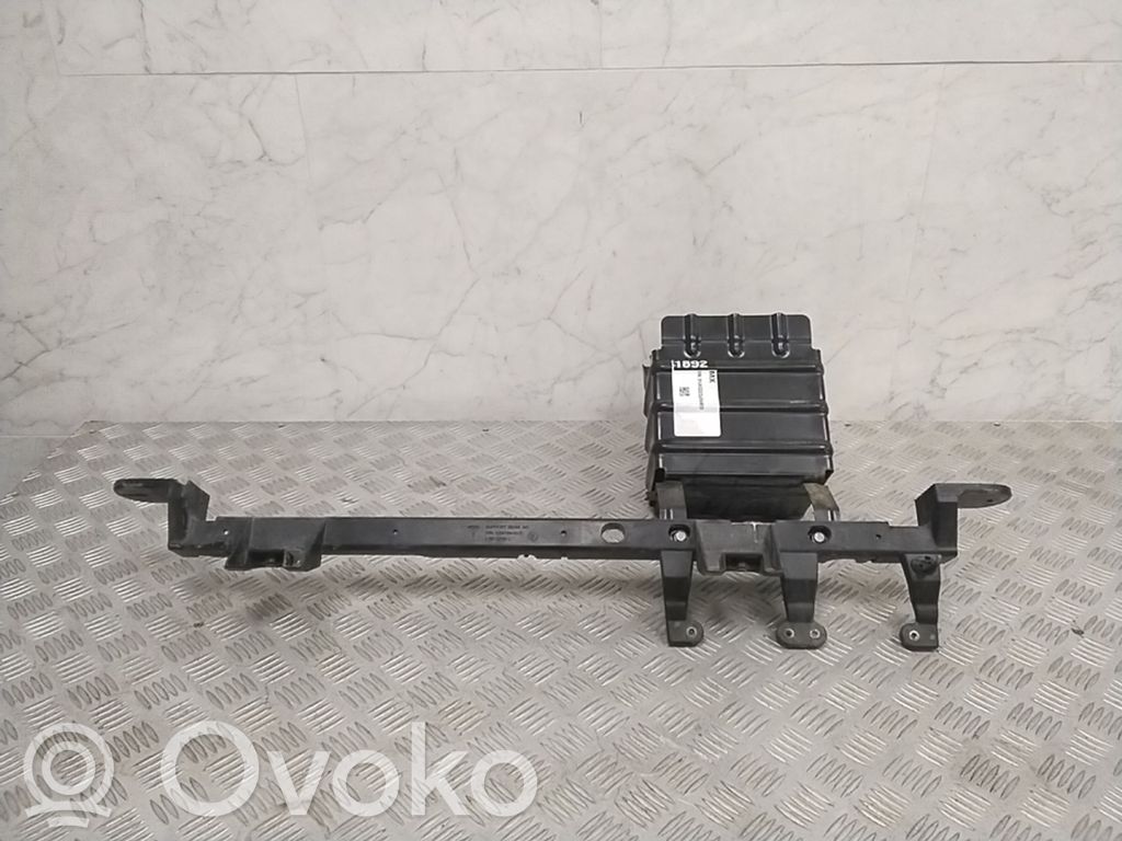 Tesla Model X Fixation de radiateur 