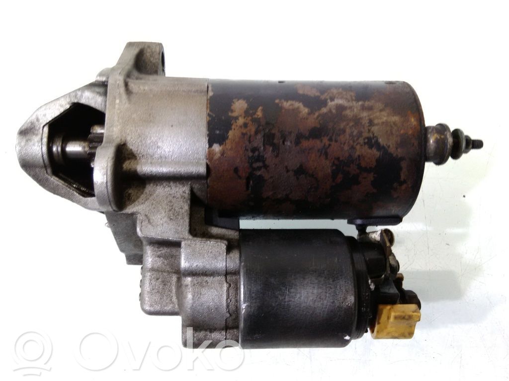 Audi A4 S4 B5 8D Starteris 