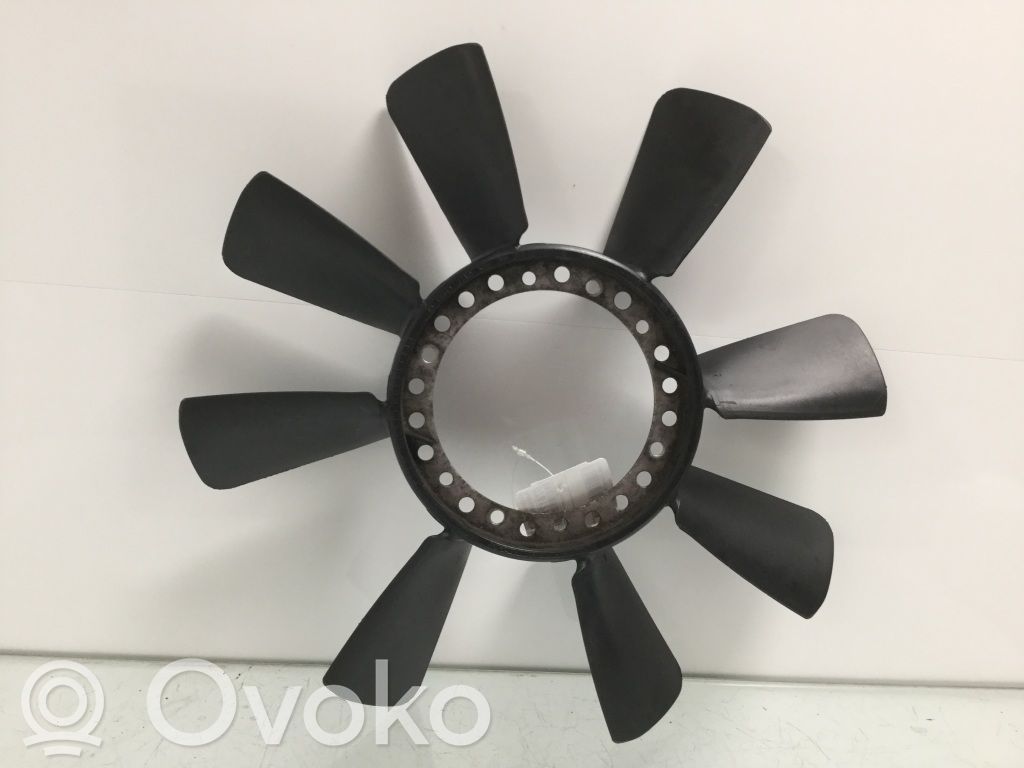 Audi A6 S6 C5 4B Radiator cooling fan shroud 