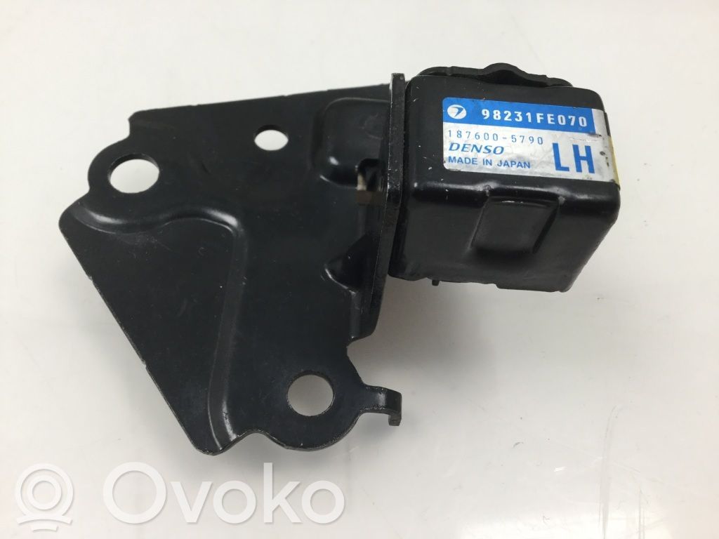 Subaru Impreza II Airbagsensor Crashsensor Drucksensor 
