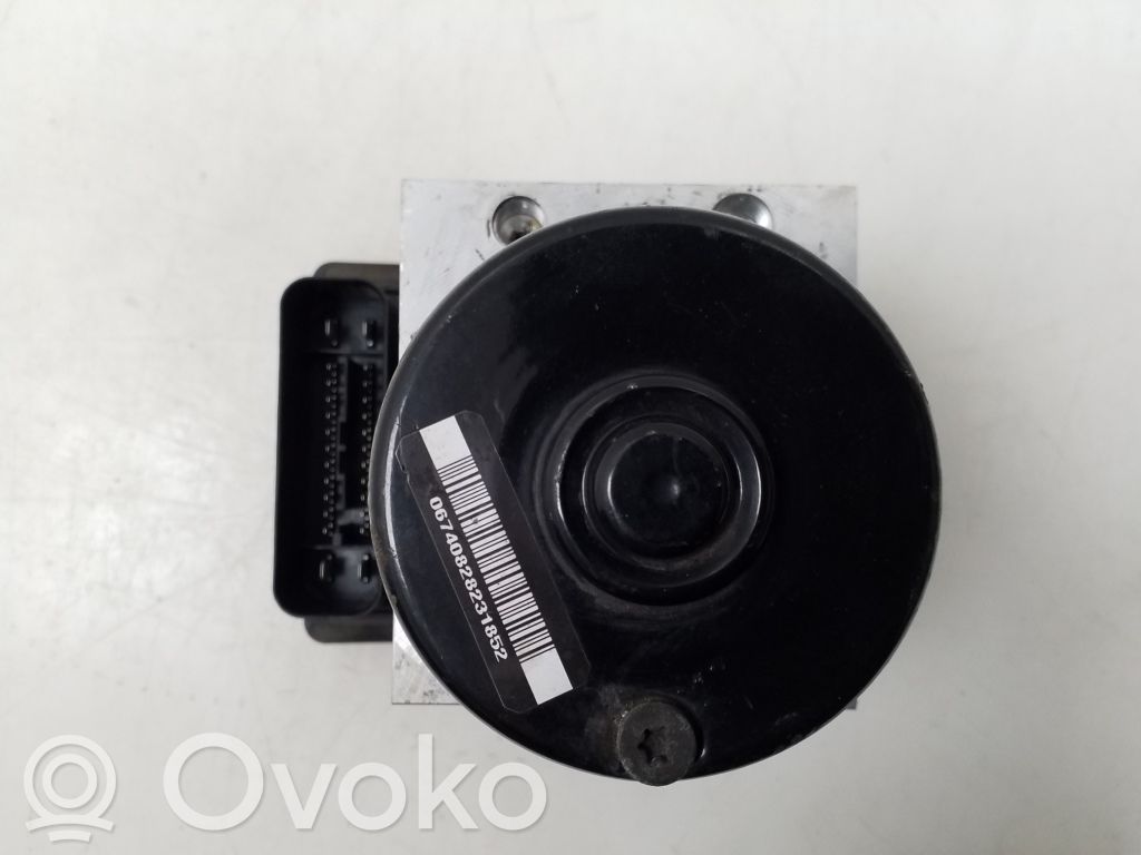 Opel Zafira B ABS Blokas 