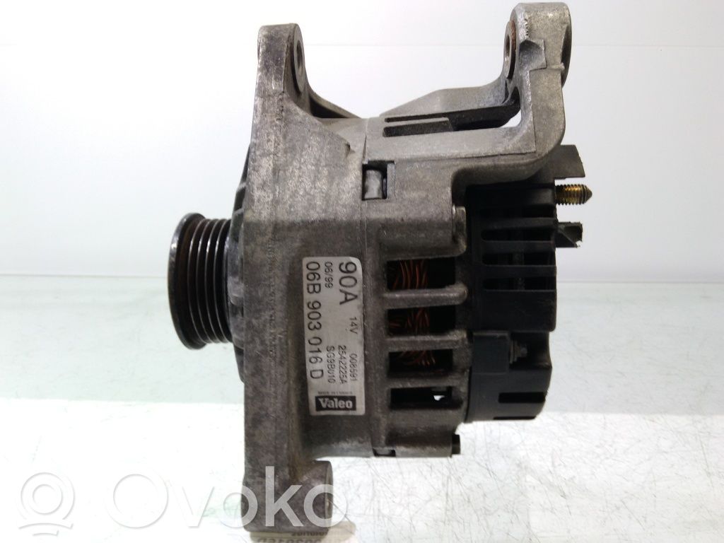 Volkswagen PASSAT B5 Ģenerators 