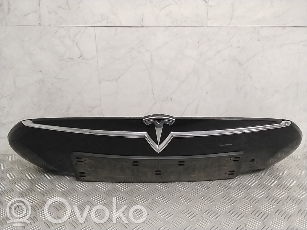 Tesla Model S Rejilla delantera 