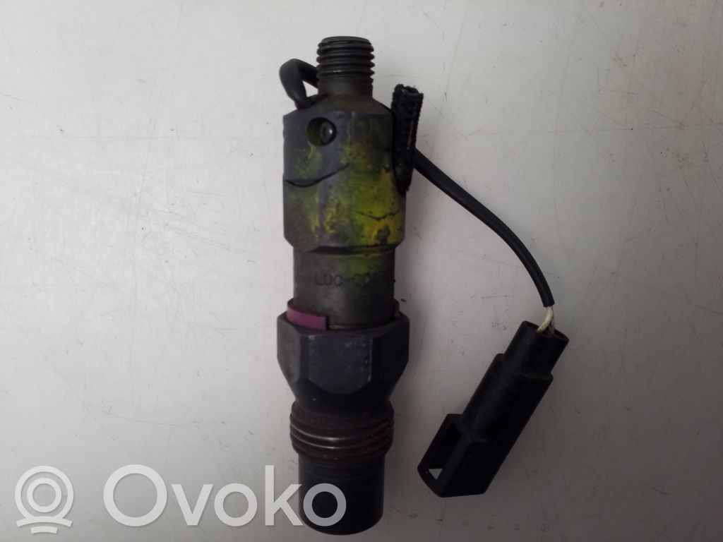 Ford Mondeo MK II Inyector de combustible 