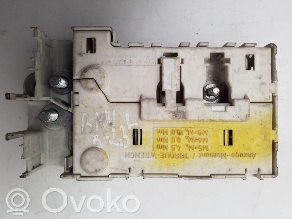 BMW 5 E39 Fuse module 