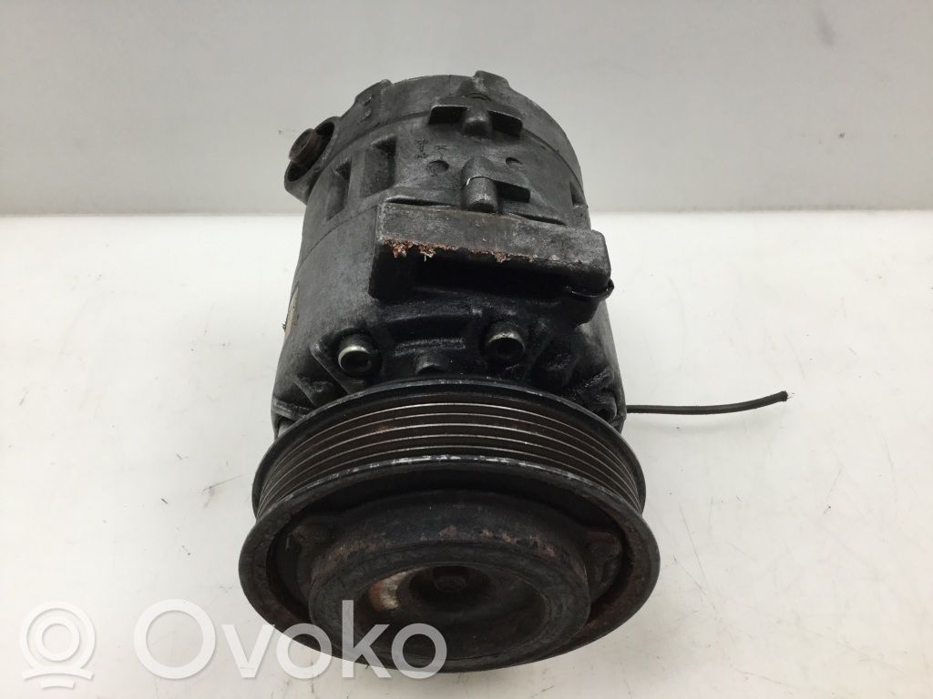 Audi A6 S6 C5 4B Ilmastointilaitteen kompressorin pumppu (A/C) 