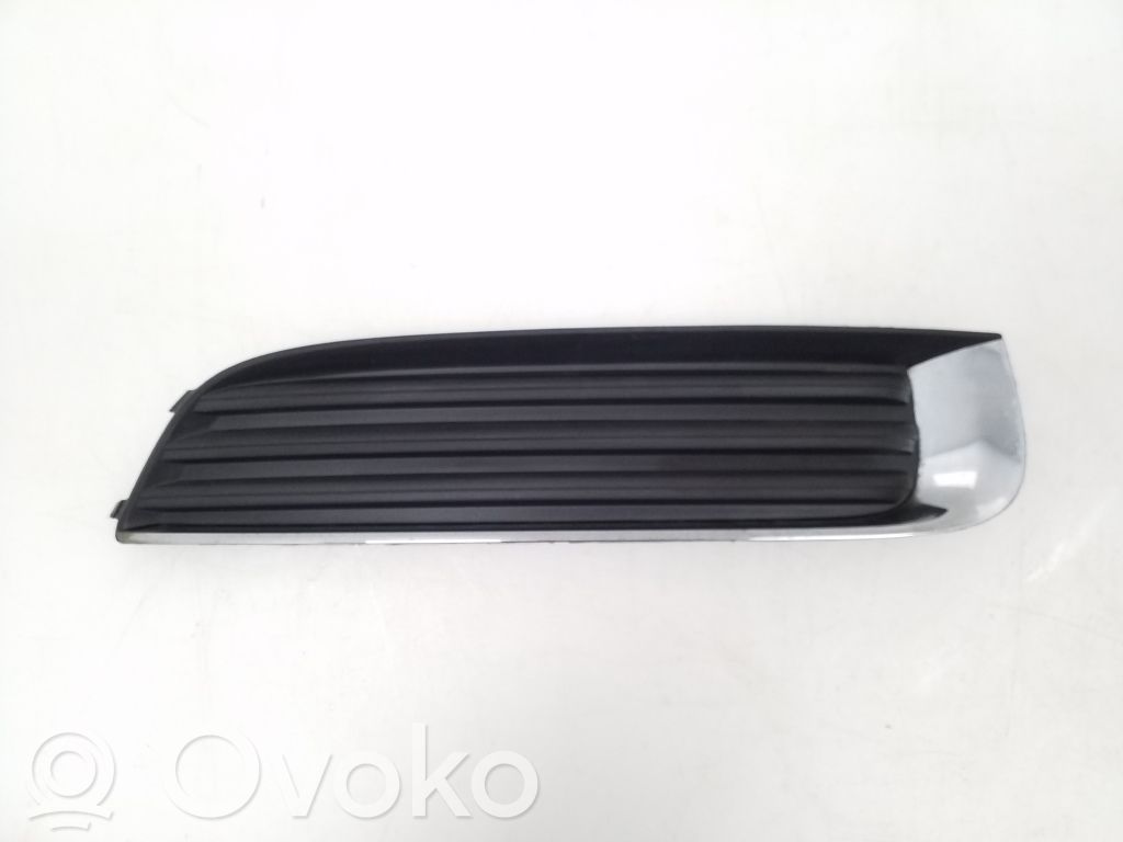 Opel Insignia A Etupuskurin alempi jäähdytinsäleikkö 