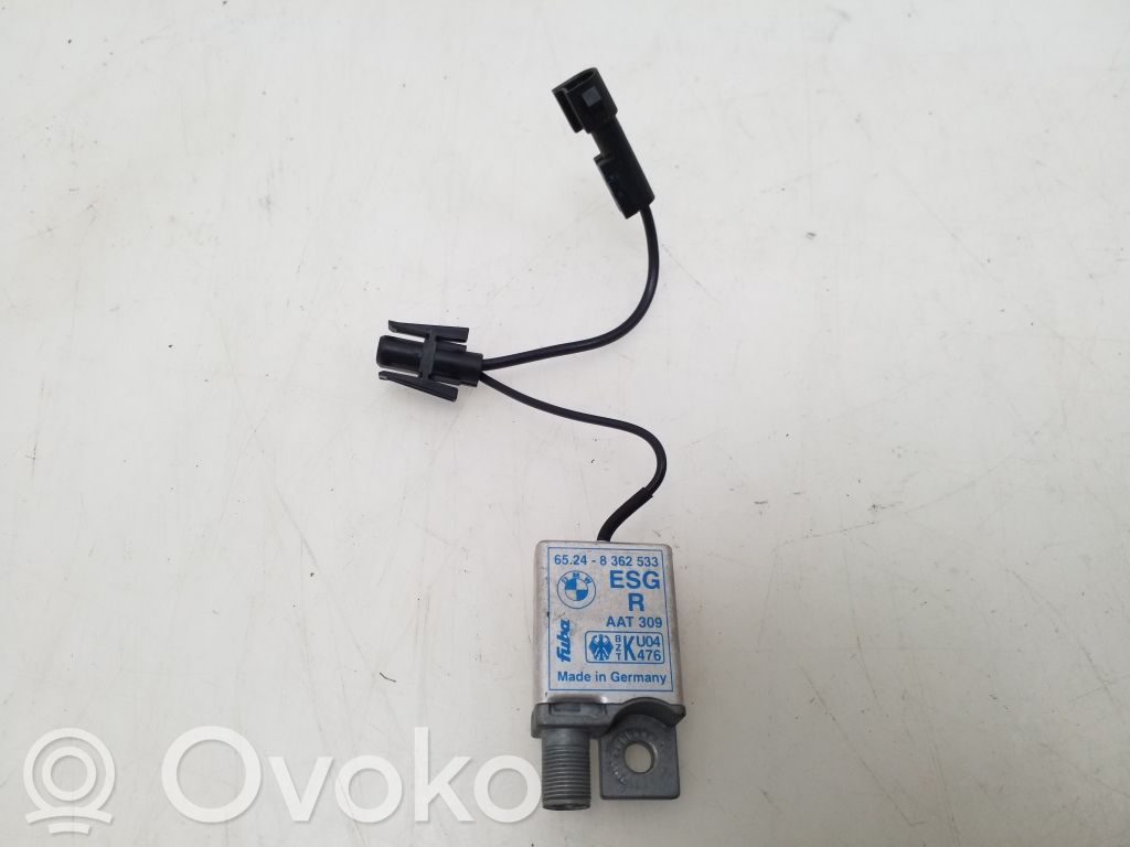 BMW 5 E39 Antenos stiprintuvas 