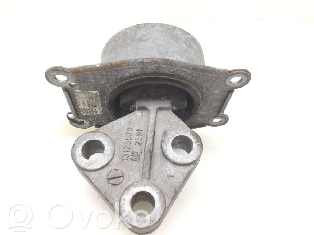 Opel Astra H Gearbox mount 