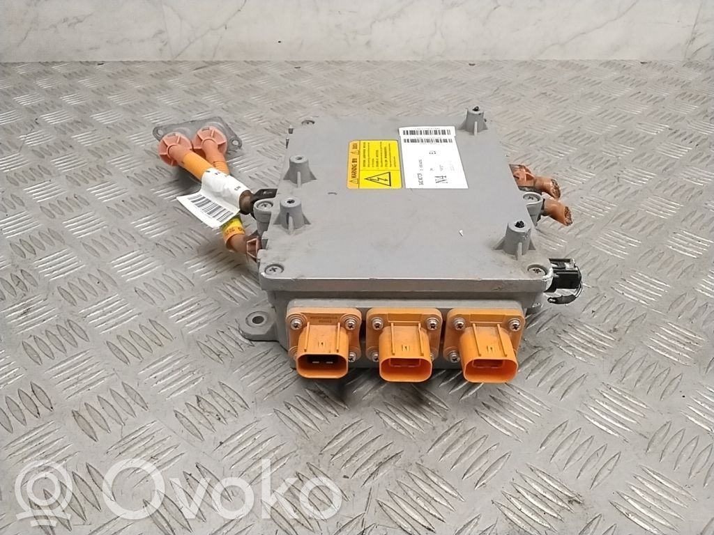 Inversor/convertidor de voltaje   10834292