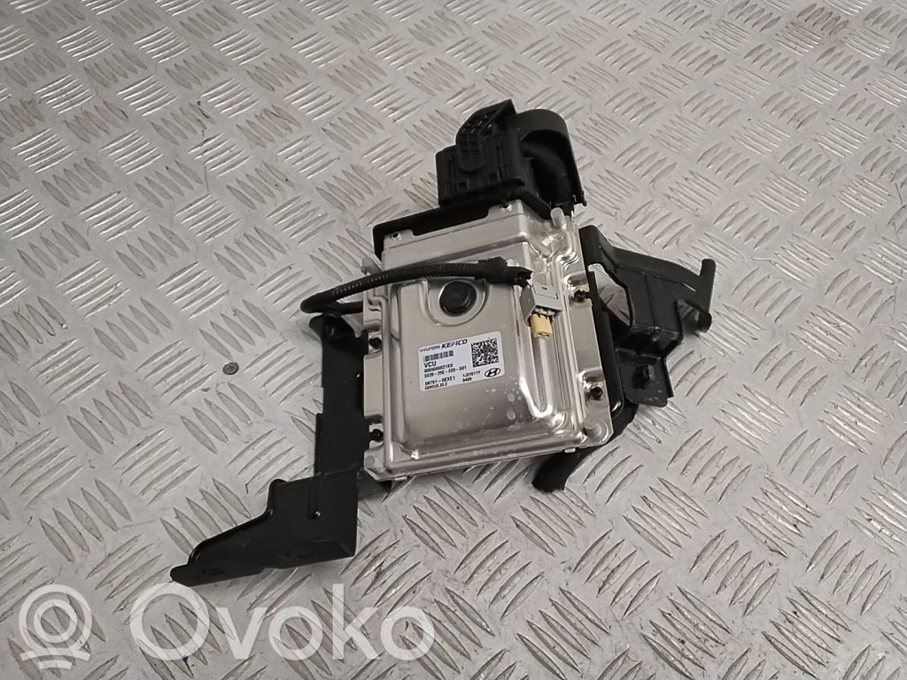 Hyundai Kona II Engine control unit/module 