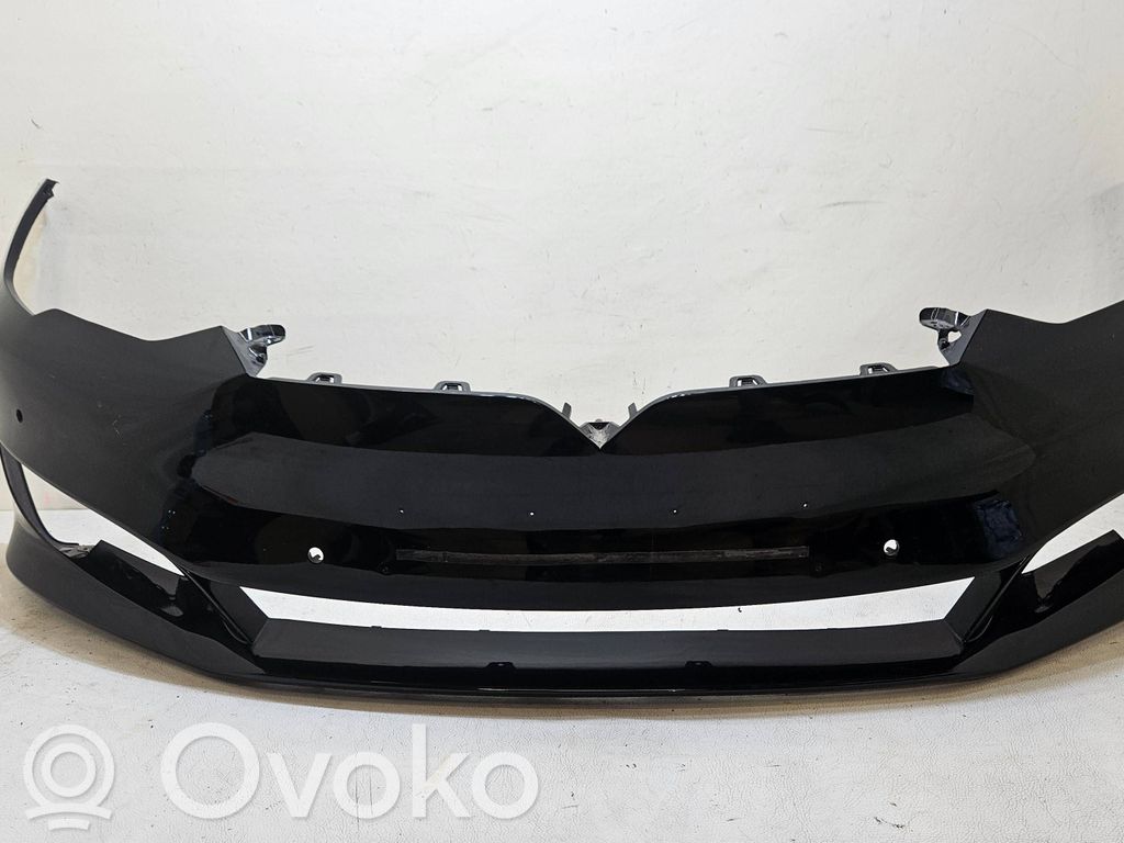 Tesla Model S Parachoques delantero 