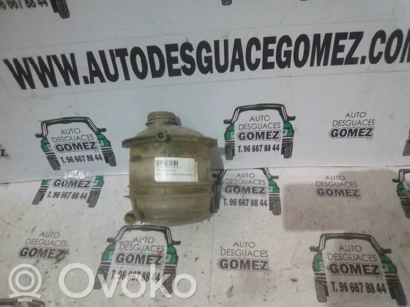 Renault Trafic I Depósito del refrigerante 