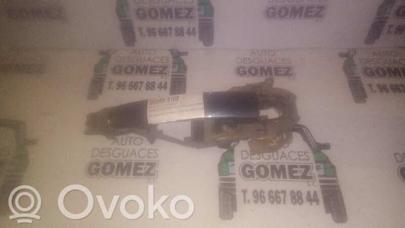 Manecilla externa puerta delantera   3B0837207C