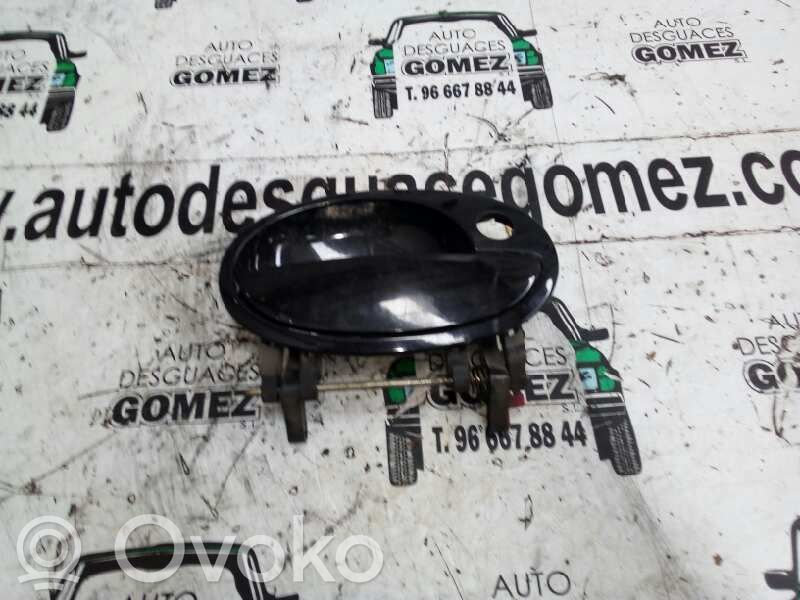 Opel Corsa C Poignée extérieure avant