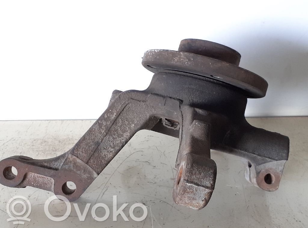Nissan Micra Fuzetă butuc roată față 