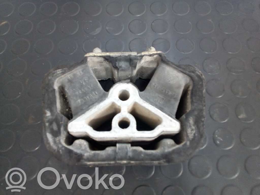 Opel Astra F Engine mount bracket 