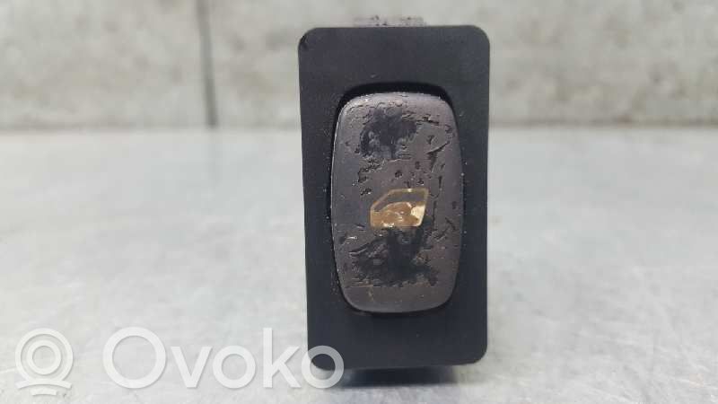 Electric window control switch   6554P6