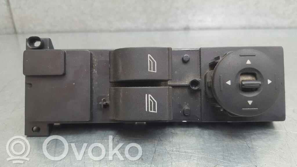 Interruptor del elevalunas eléctrico   7M5T14529CA