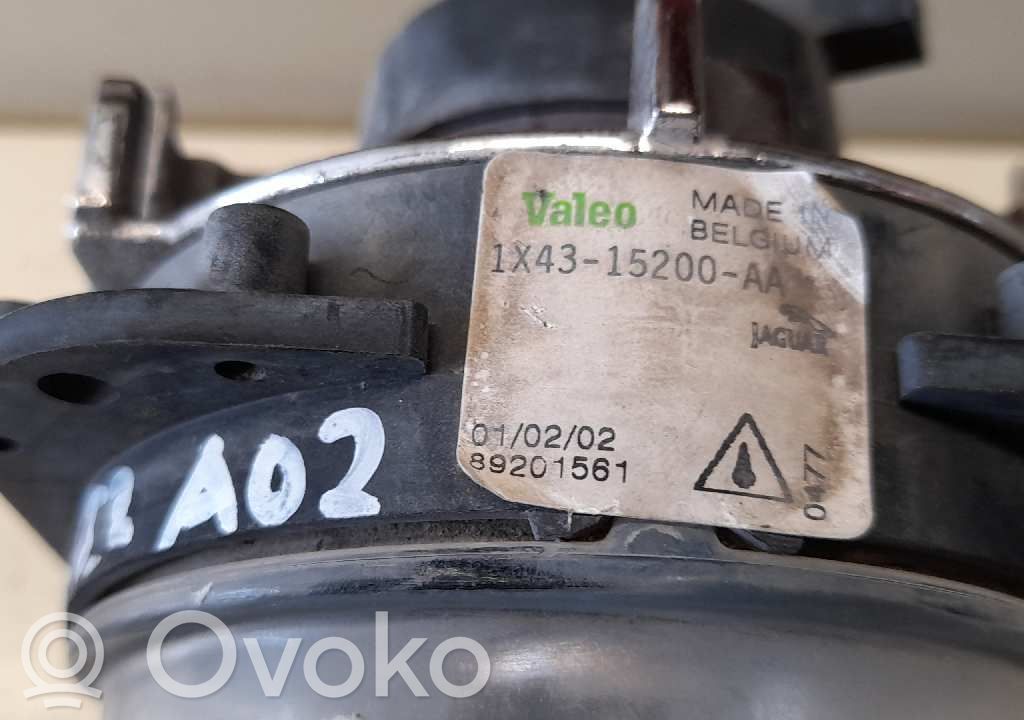 Etusumuvalo   1X4315200AA
