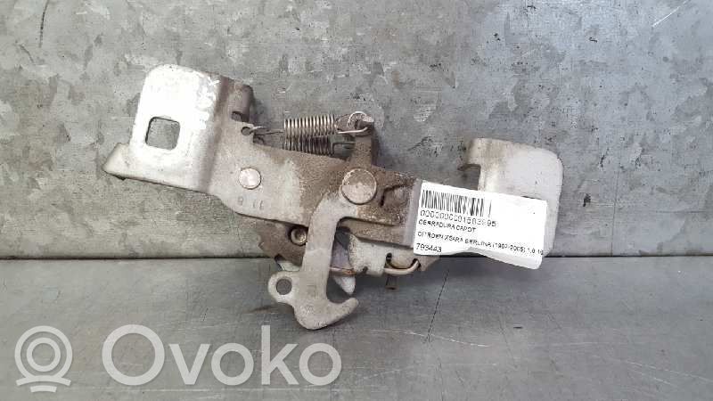 Citroen Xsara Tie down hook / loop 