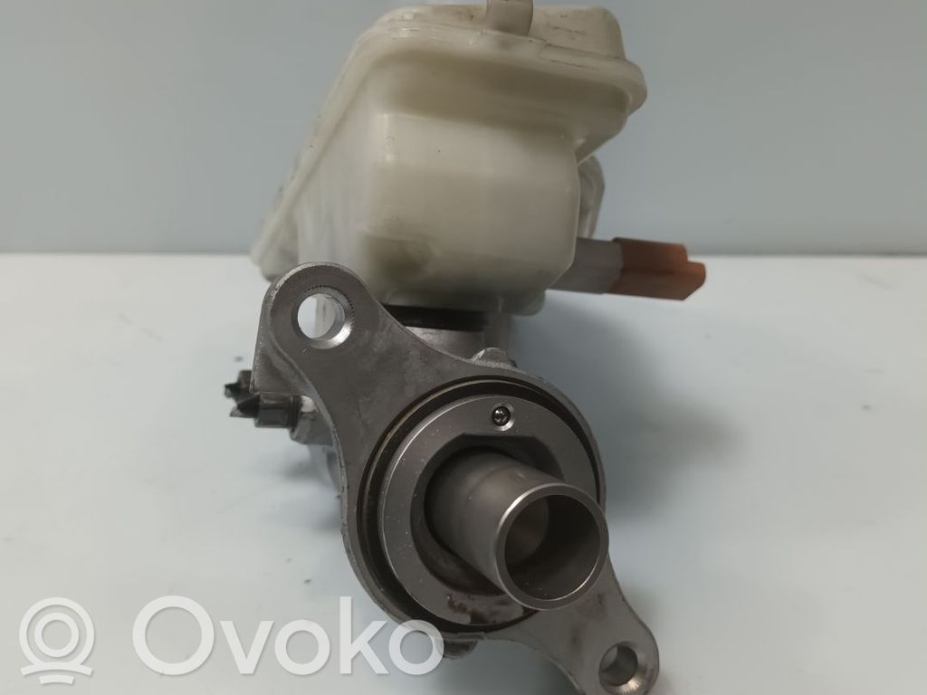 Pääjarrusylinteri   32069745