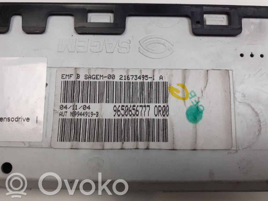Ecran/afișaj/ecran mic   9650656777