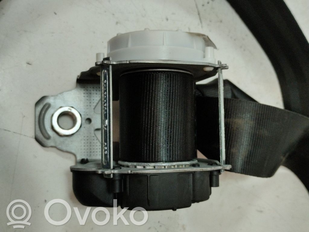 Volkswagen PASSAT B8 Cinturón trasero 