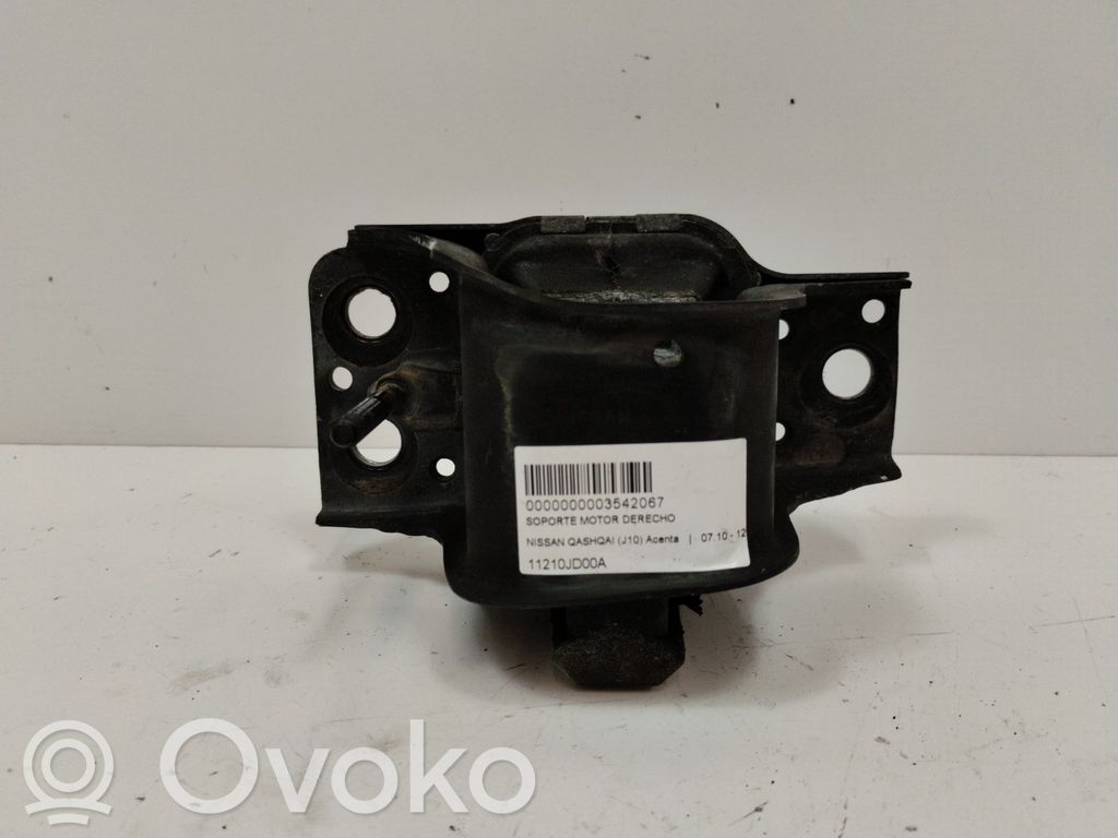 Nissan Qashqai Engine mount bracket 