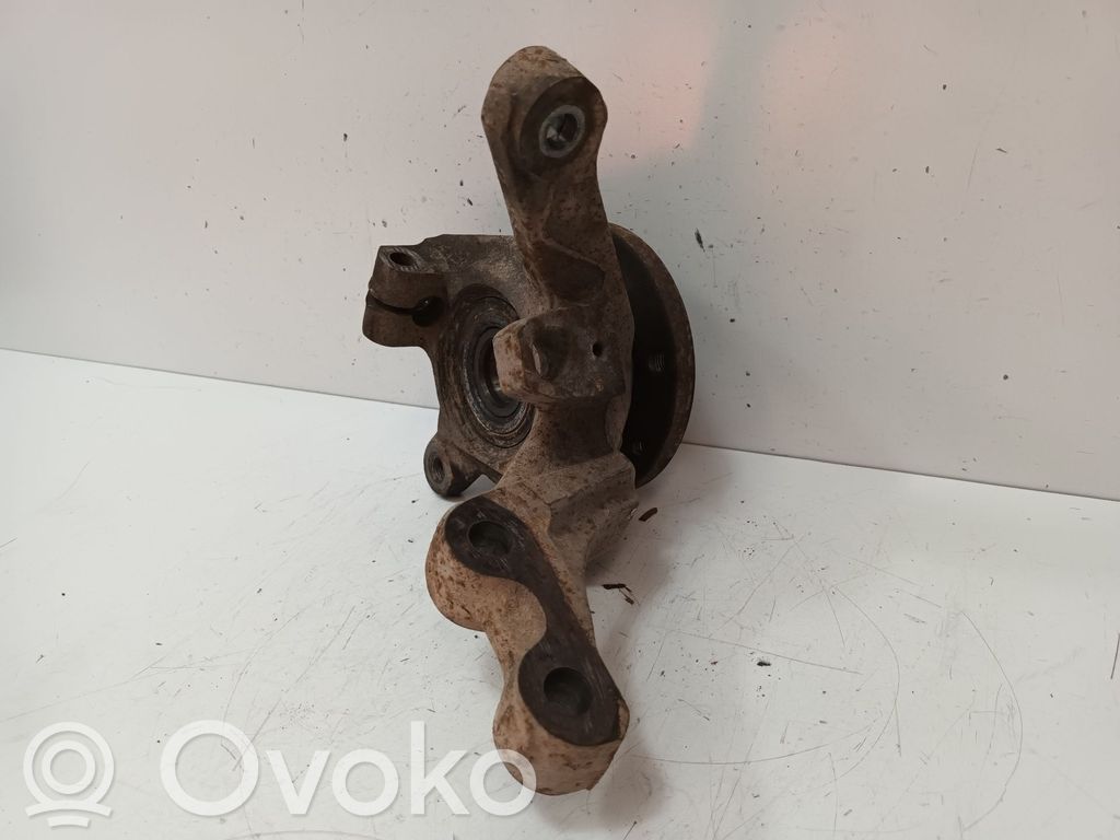Etupyörän navan laakerikokoonpano
