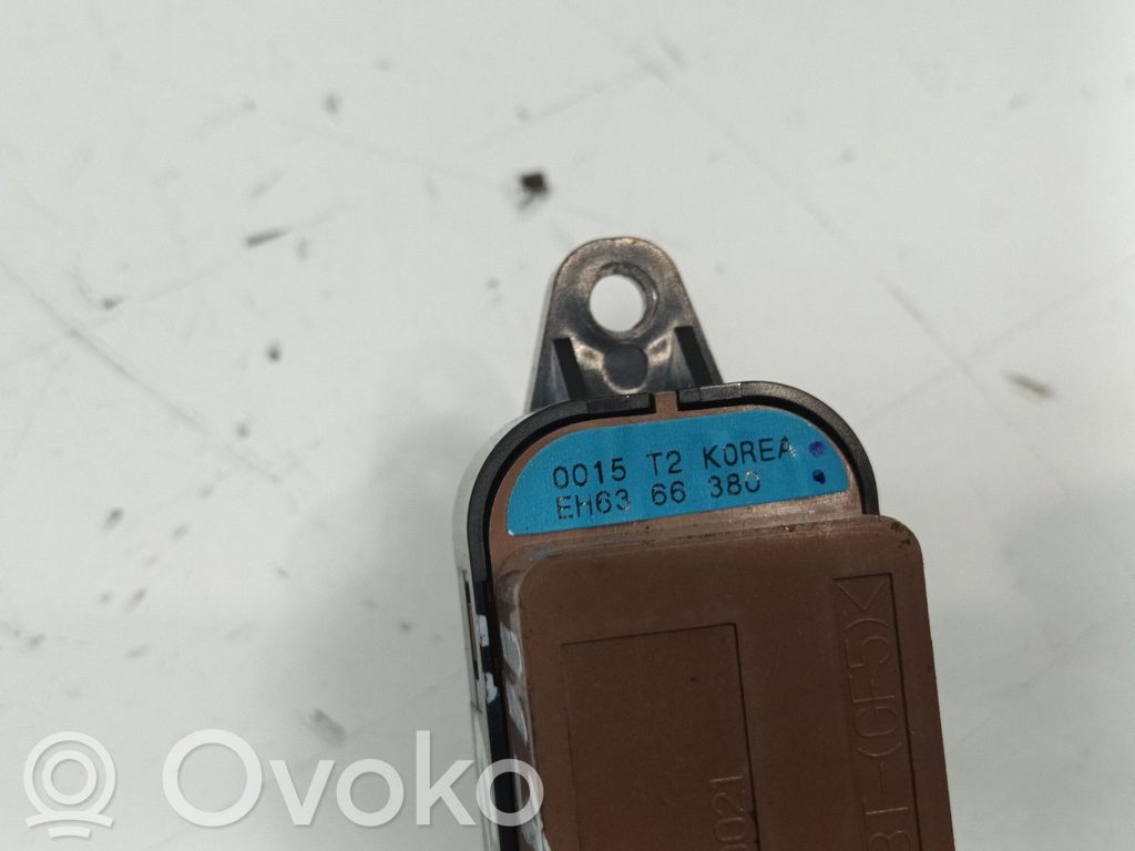Przyciski szyb   EH6366380