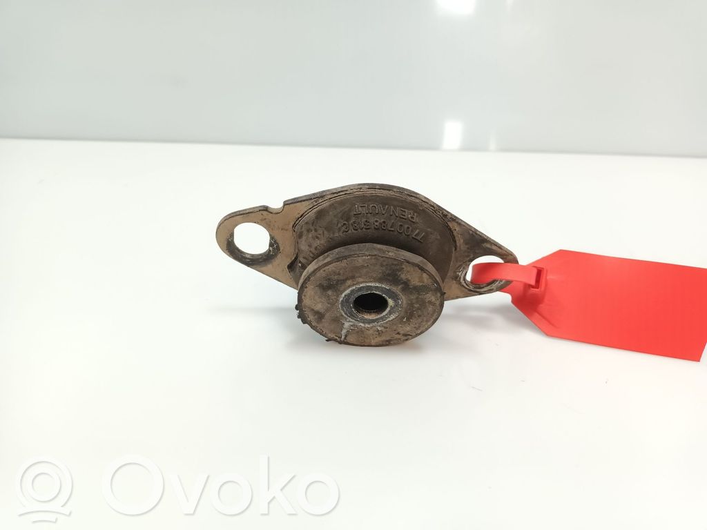 Volvo 460 Suport tampon motor 
