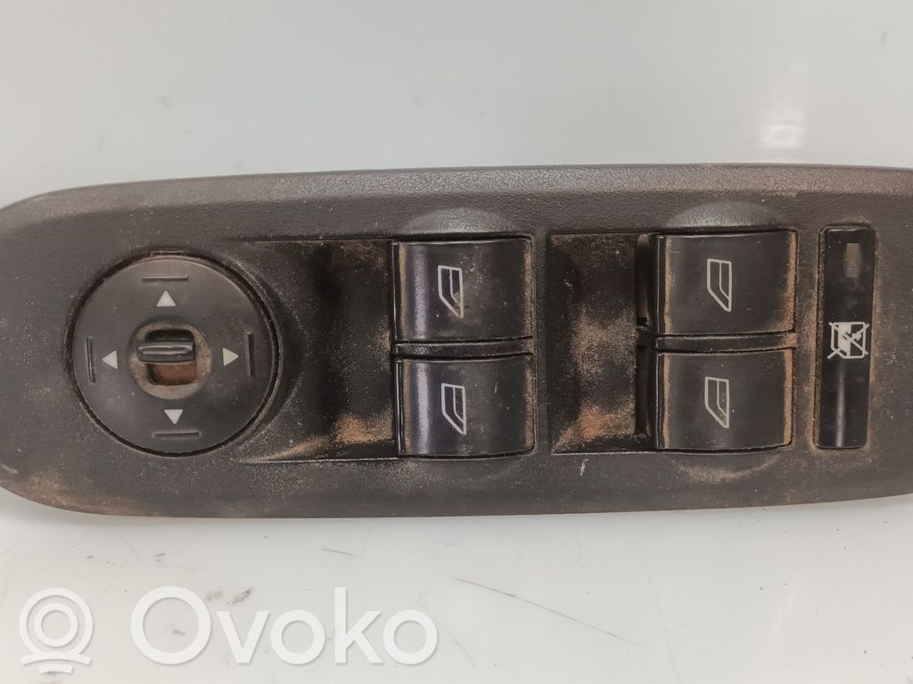 Interruptor del elevalunas eléctrico   6M2T14A132AE