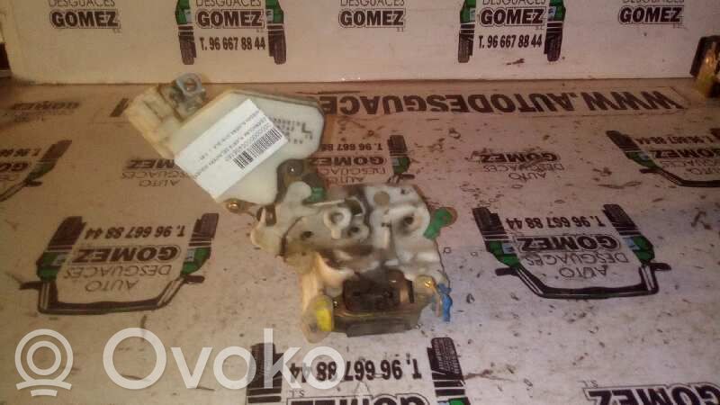 Nissan Almera Zamek drzwi przednich 