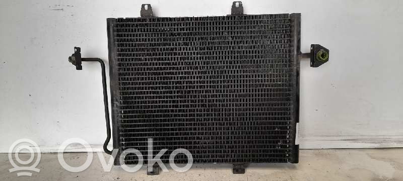 Radiateur condenseur de climatisation