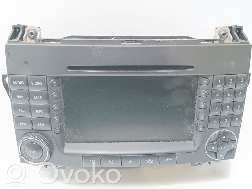 Mercedes-Benz Vito Viano W639 Radio/CD/DVD/GPS head unit 