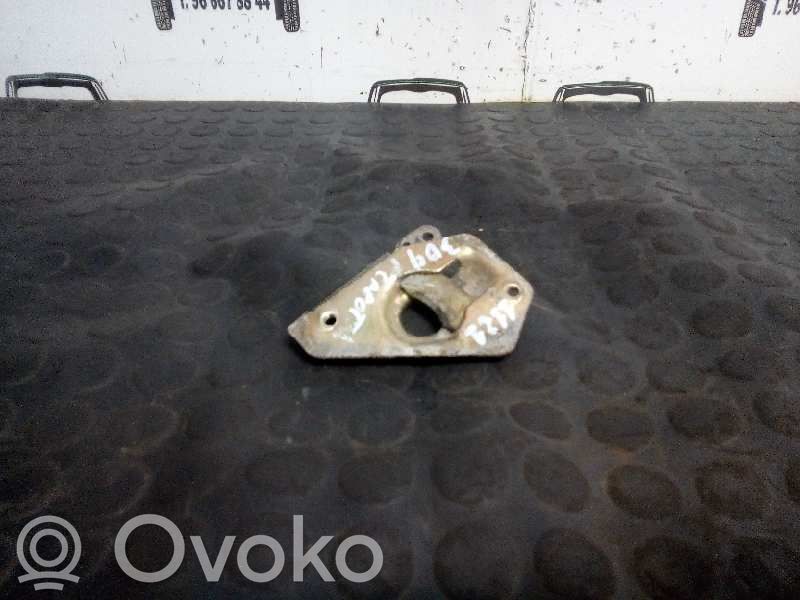 Peugeot 309 Tie down hook / loop 
