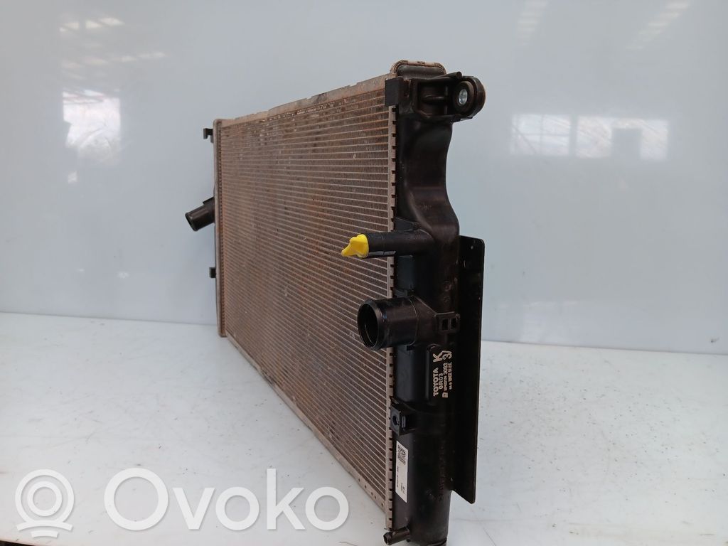 Toyota Auris E180 Radiator lichid răcire 