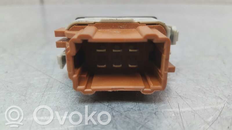 Przyciski szyb   8200220507