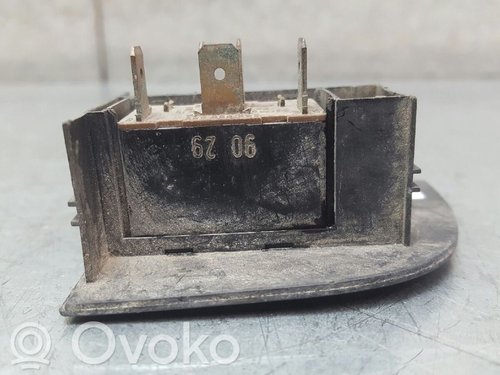 Audi 100 S4 C4 Comutator comandă geamuri electrice 