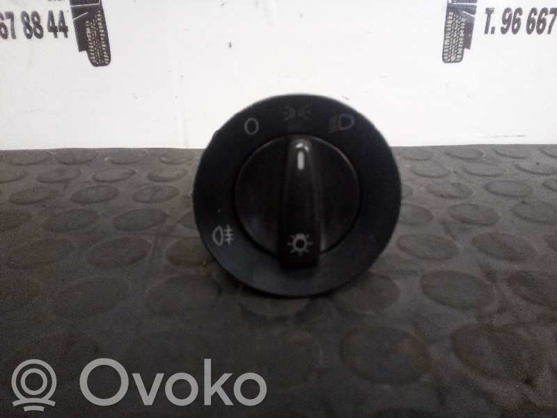 Interruptor de luz   1C0941531