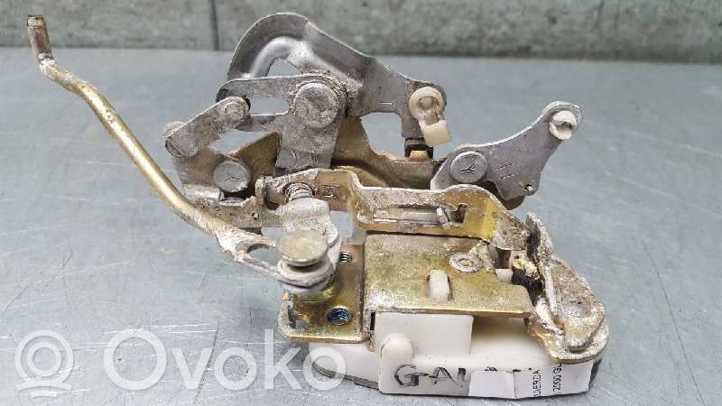 Zamek drzwi tylnych   MB546533