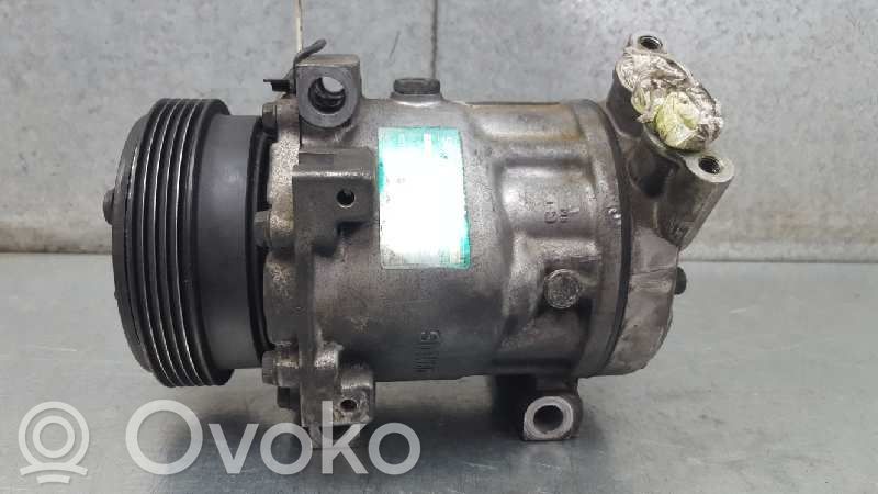 Renault Clio II Air conditioning (A/C) compressor (pump) 