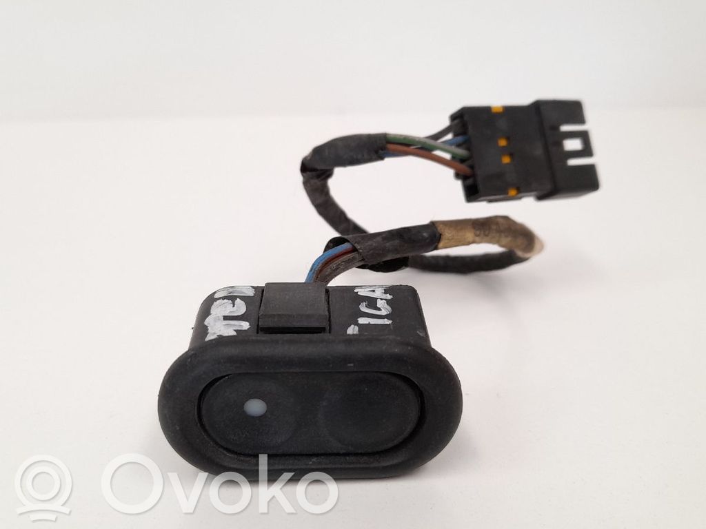Opel Tigra A Interruptor del elevalunas eléctrico 