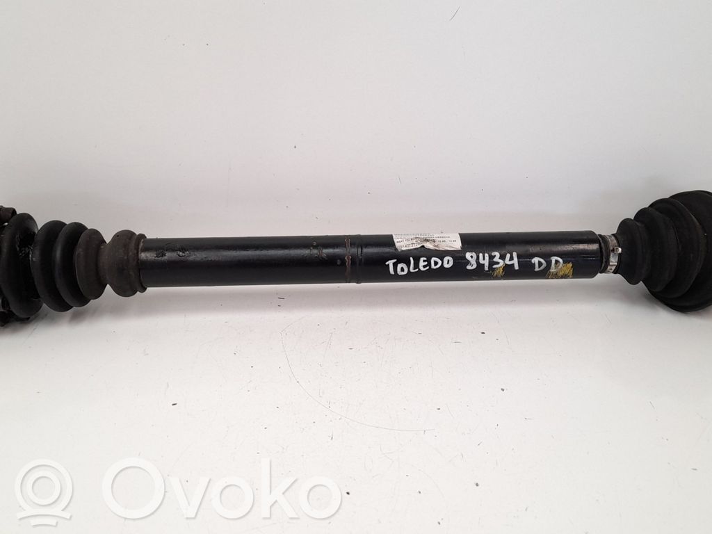 Seat Toledo I (1L) Półoś przednia 