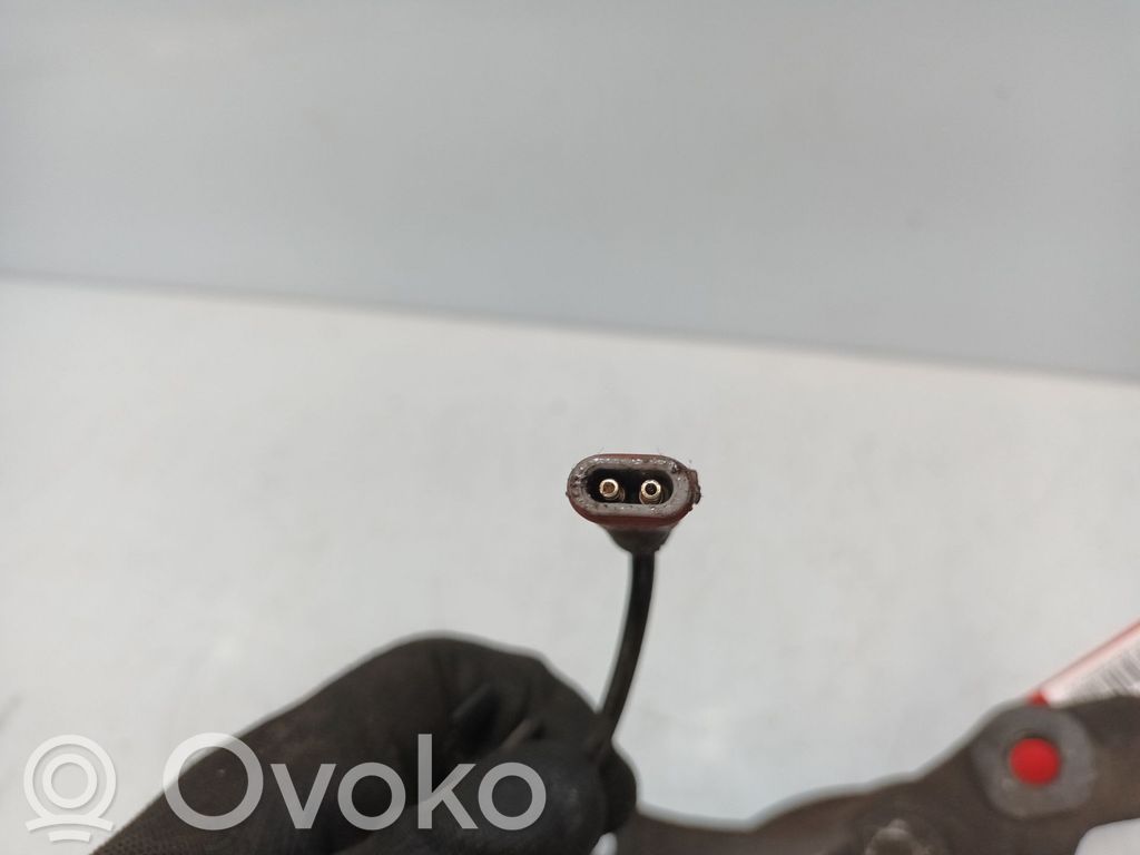 Opel Astra H Zwrotnica koła przedniego 