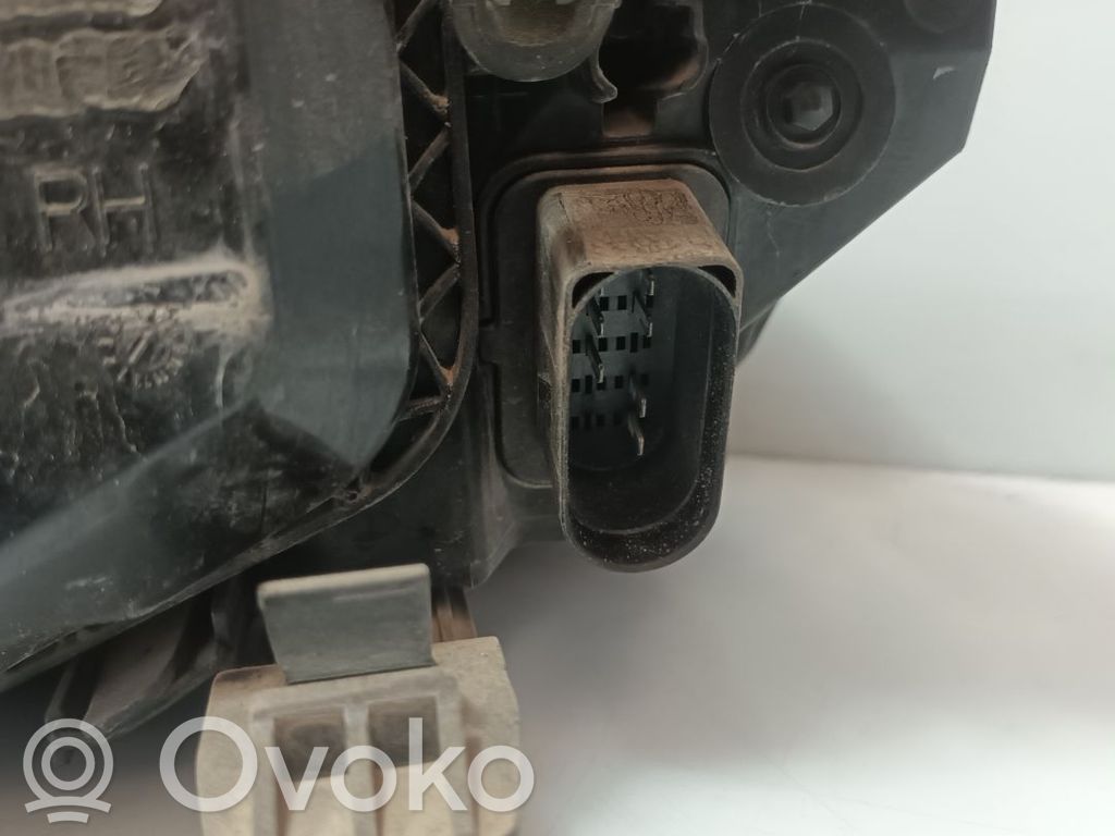 Ford Focus Headlight/headlamp 
