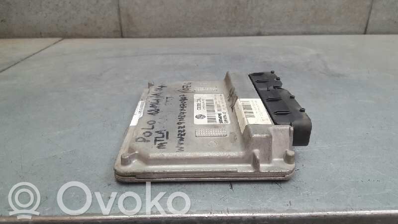 Unitate/modul de control motor   03E906033L