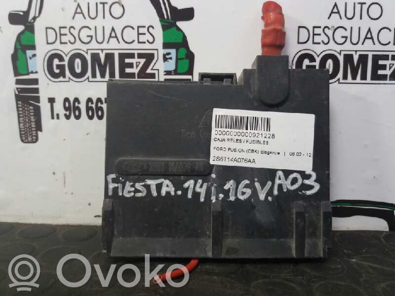 Módulo de fusible   2S6T14A076AA